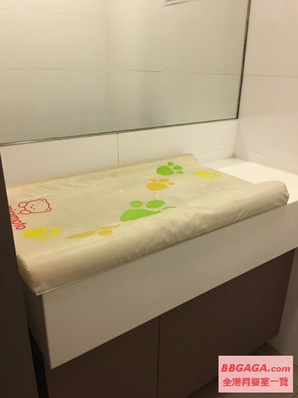 換片檯有門無鎖